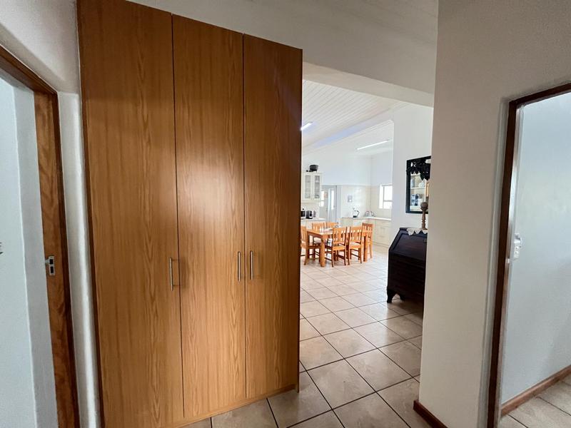 3 Bedroom Property for Sale in Dwarskersbos Western Cape